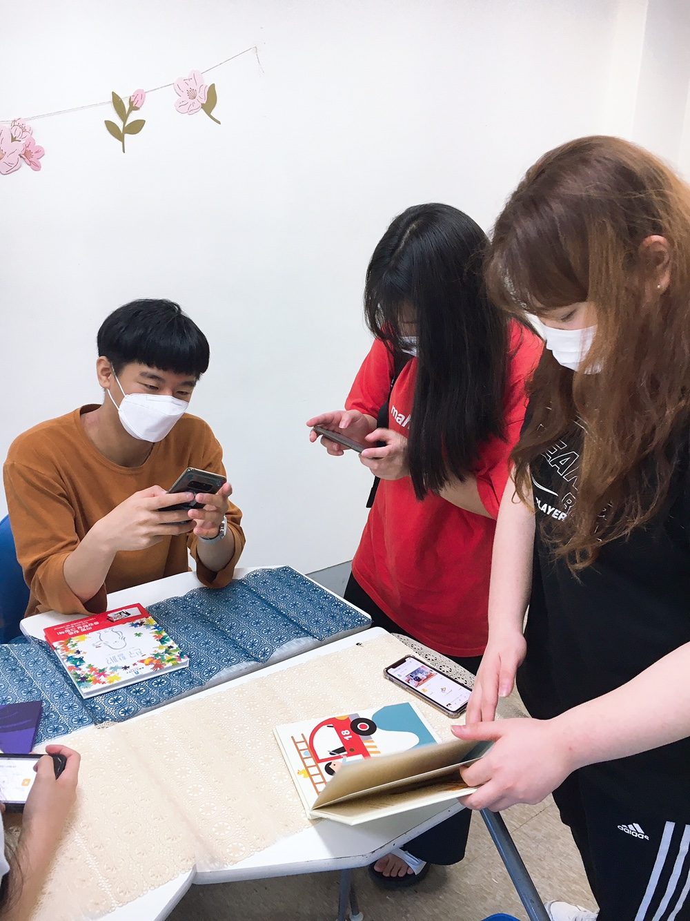 증강현실 동화 체험전3.jpg