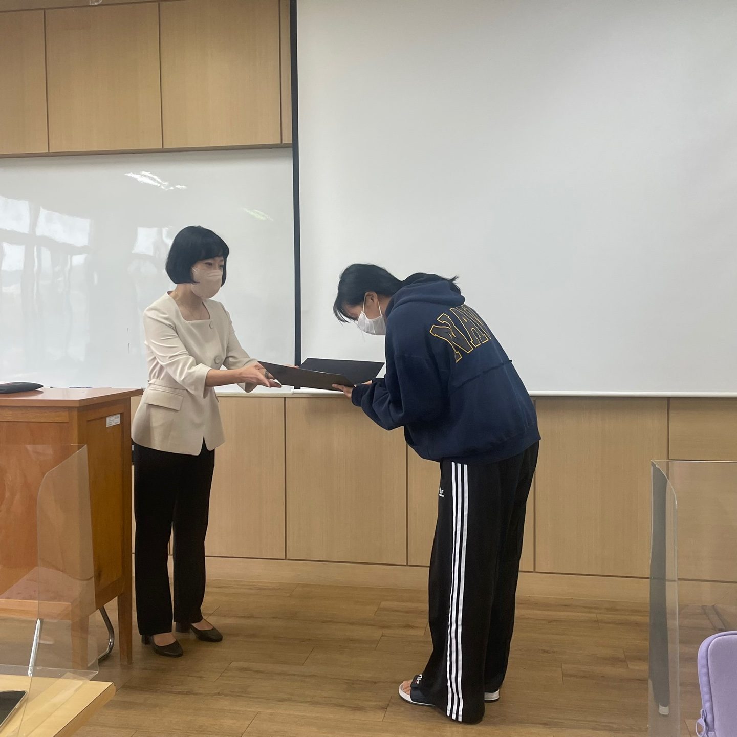 풍선아트 자격증 수여식 2 (1).jpg